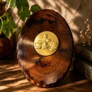 Rustic Wood Cat Decor Gold Medallion Kittens Cabin Cottage Handmade 1982